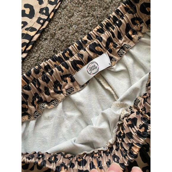 Large Leopard Pajama Short Set - Picture 6 of 14